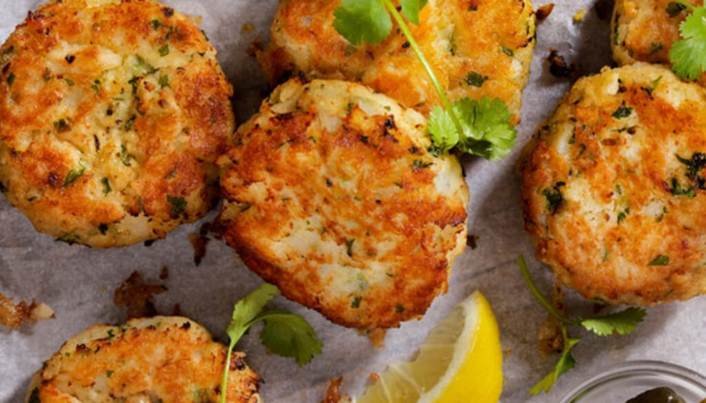 Crab-and-Prawn-Cakes 