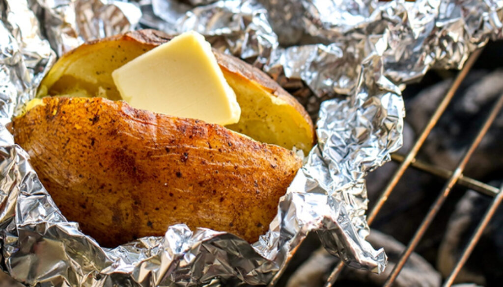 baked-potatoes-on-the-grill-recipe