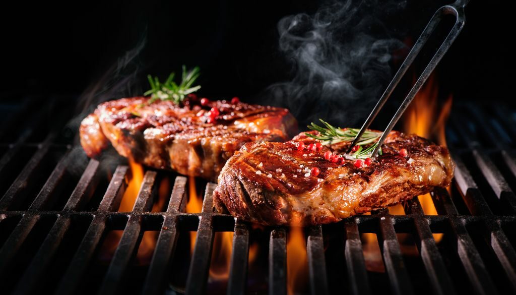 How to Get Outdoor Flavor From an Indoor Grill