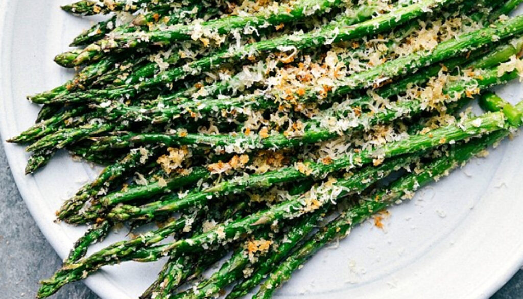 grilled-asparagus-with-parmesan-herb-rub
