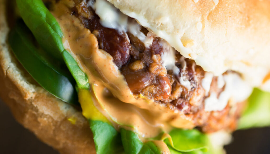 grilled-black-bean-burgers-with-chipotle-lime-aioli