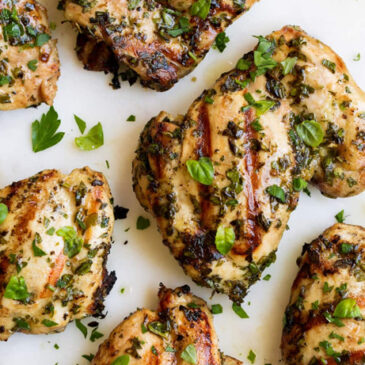 grilled-chicken-with-basil-garlic-rub