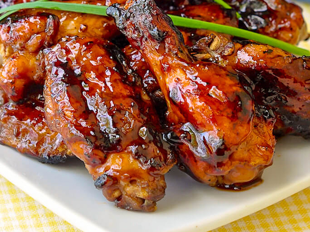 grilled-honey-garlic-wings-with-spicy-honey-bbq-sauce