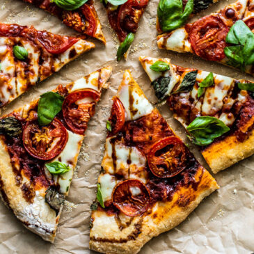grilled-margherita-pizza-with-balsamic-glaze