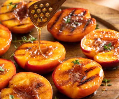 grilled-peaches-with-cinnamon-ginger-sauce
