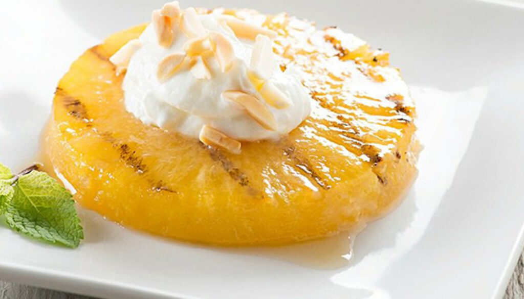 grilled-pineapple-dessert-with-greek-yogurt-recipe