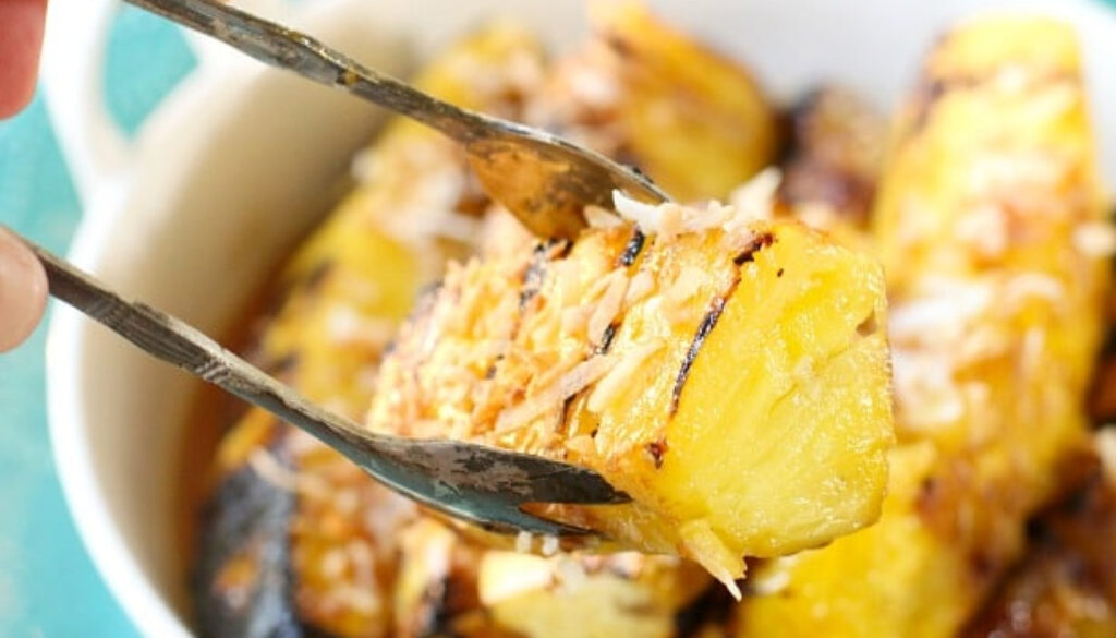 grilled-pineapple-with-coconut-honey-glaze