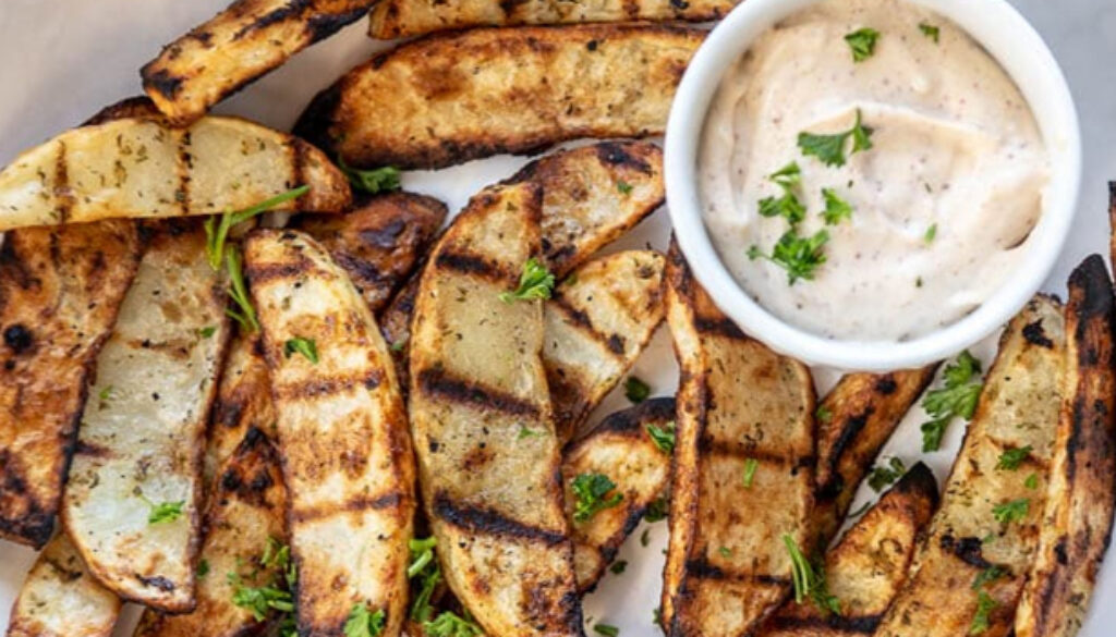 grilled-potato-wedges-with-chipotle-lime-aioli