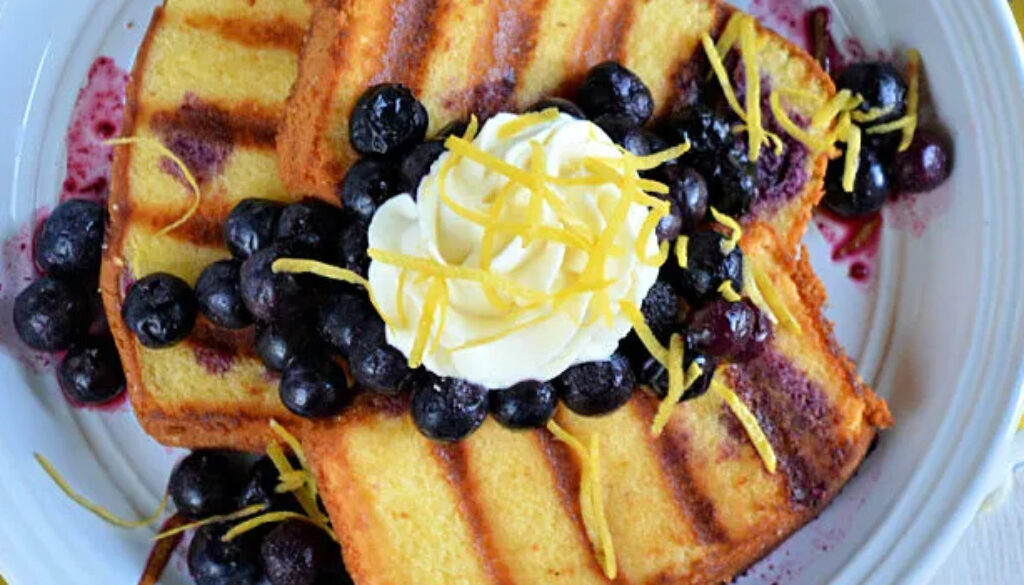 grilled-pound-cake-with-lemon-cream-sauce