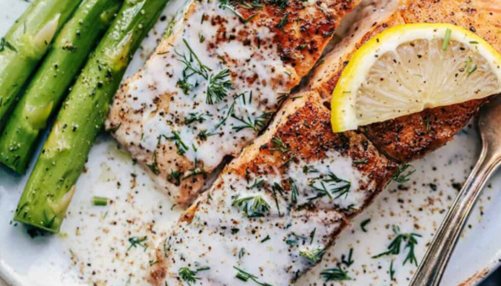 grilled-salmon-with-creamy-dill-sauce