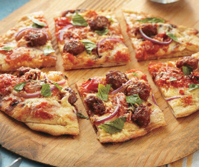 grilled-sausage-pizza