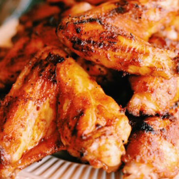grilled-sweet-and-spicy-wings-with-garlic-paprika-rub