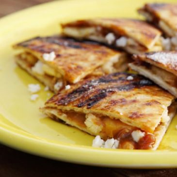 grilled-sweet-quesadillas-recipe