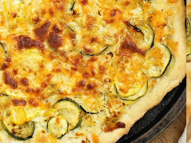 grilled-veggie-pizza-with-garlic-herb-sauce