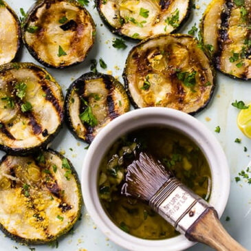 grilled-zucchini-with-lemon-garlic-sauce